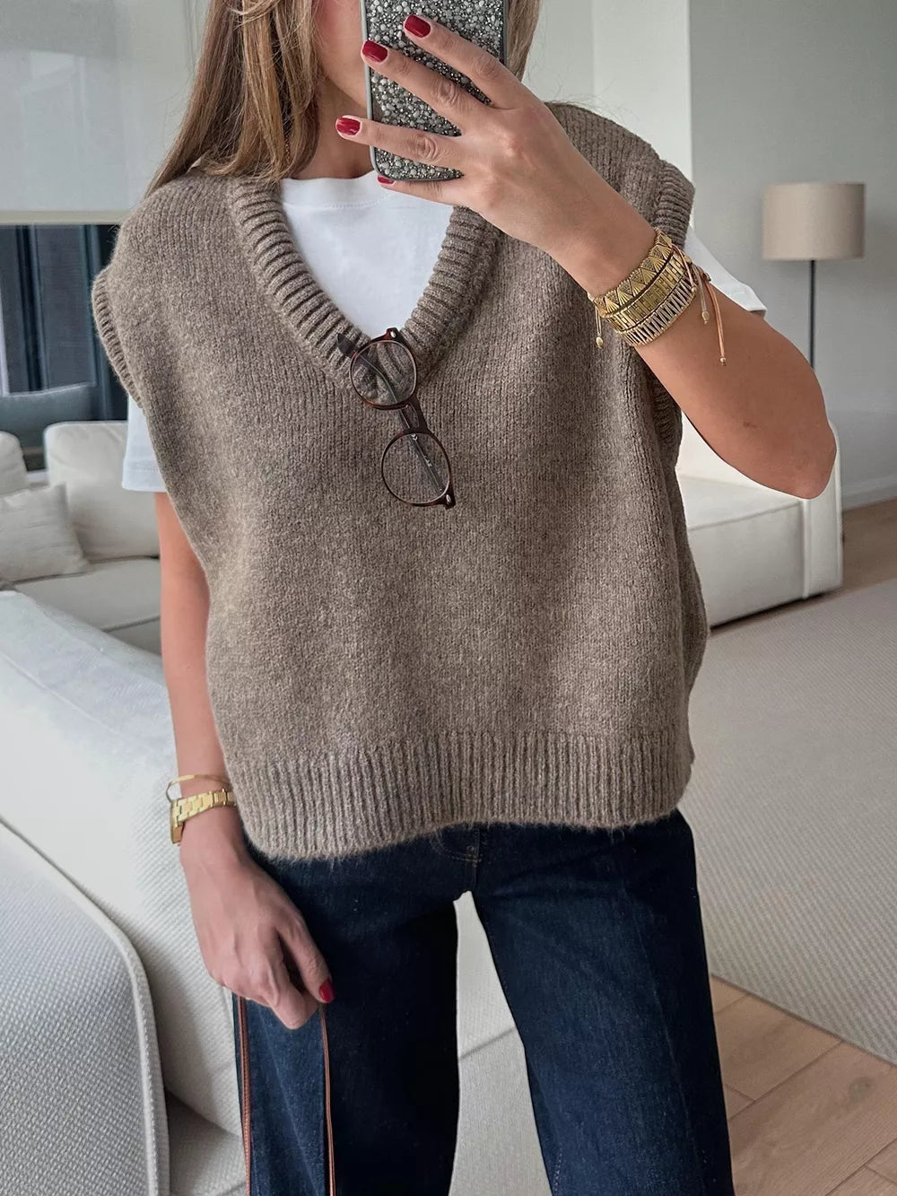 Jessica Sweater Vest in Coffee