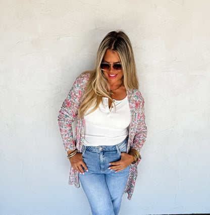 Summer Feels Lola Cardi