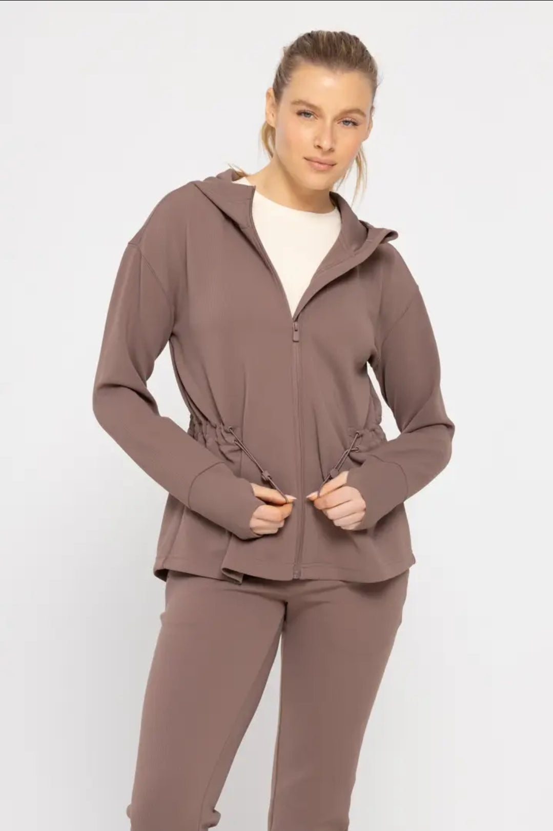 Hooded Active Jacket Deep Taupe