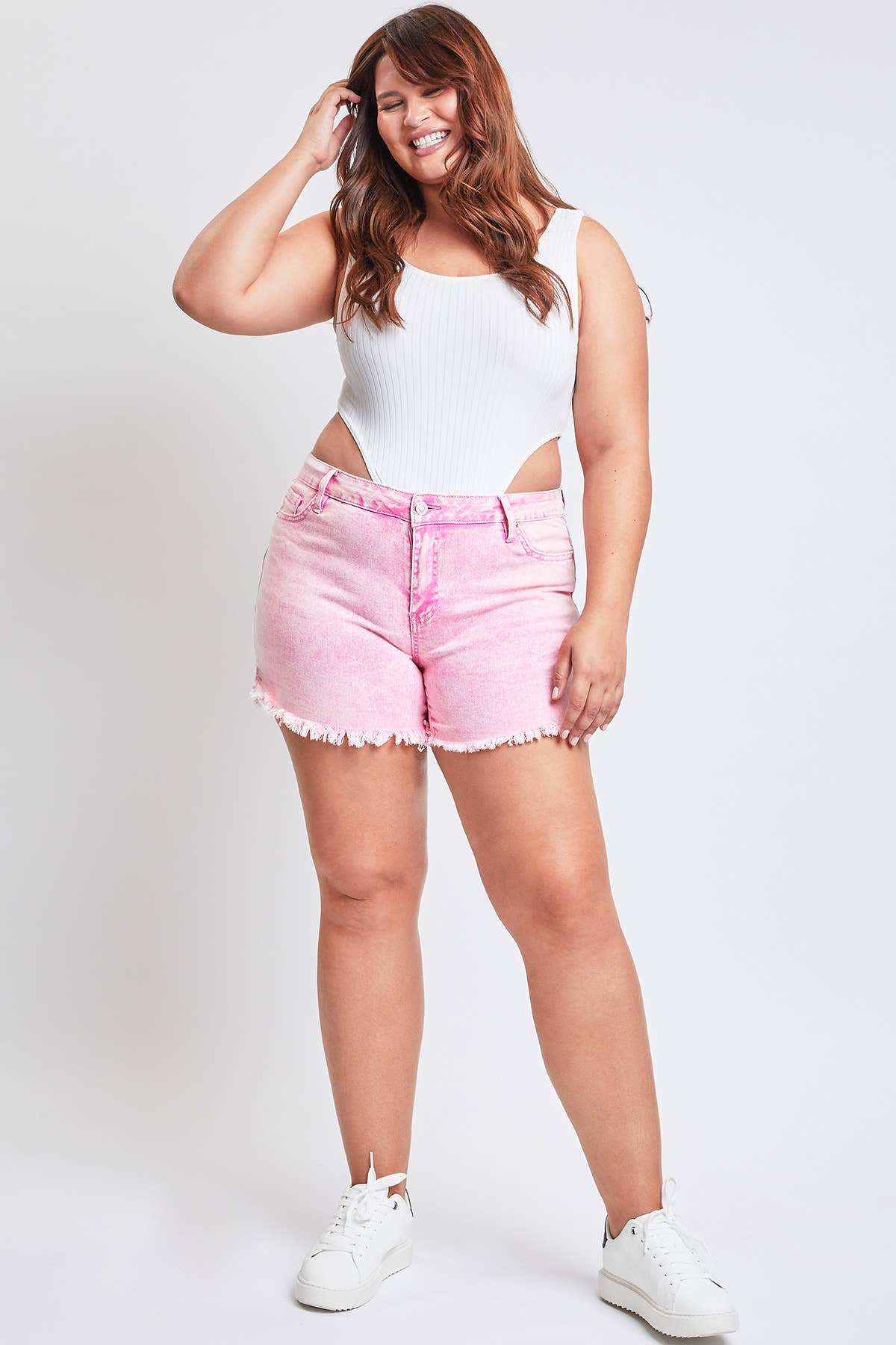 Junior Plus High-Rise 80's Acid Wash Mom Short:  FLAMI-Flamingo