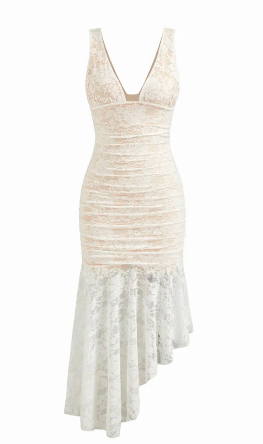 Lorelai Fitted Lace Dress